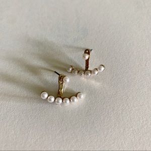 BaubleBar 〰️ Pearl Arc Ear Jackets